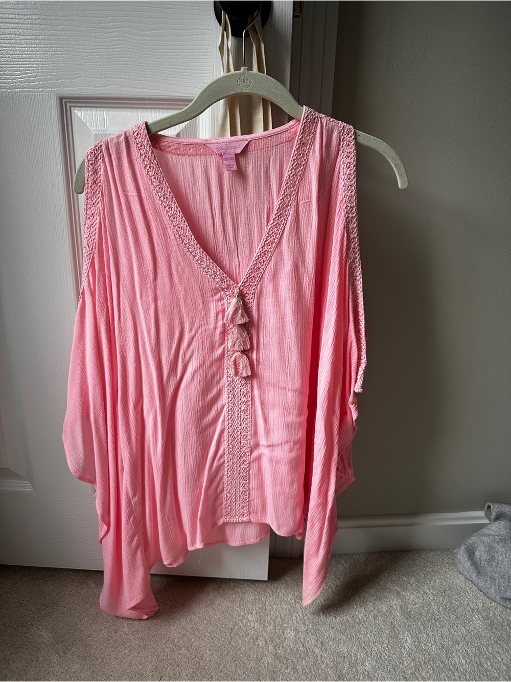 Lilly Pulitzer Pink V-Neck Cold-Shoulder Tunic with Tassels